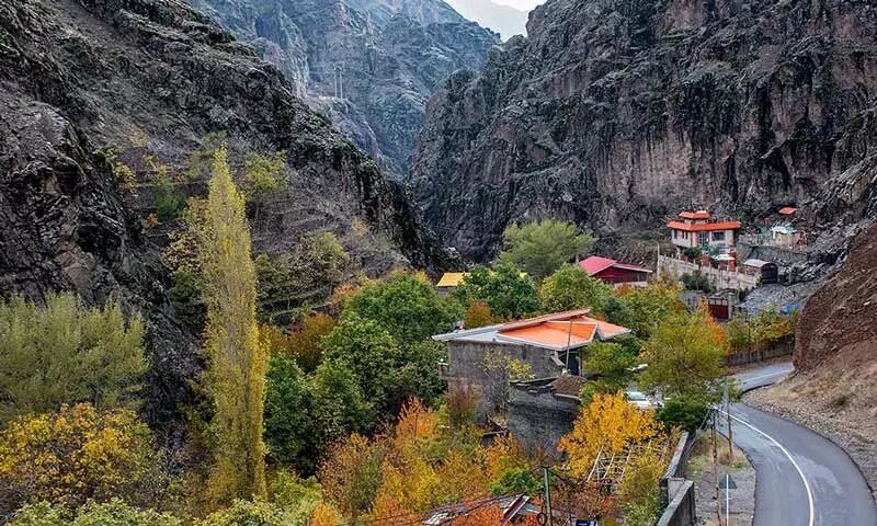 سه روستای دیدنی در قلب تهران؛ از رندان تا واریش